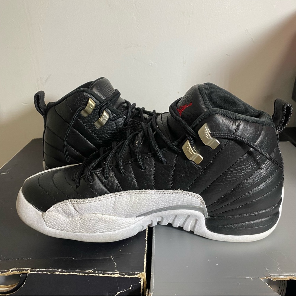 Nike Air Jordan 12 Retro Playoffs  Size 7Y - Picture 6 of 9